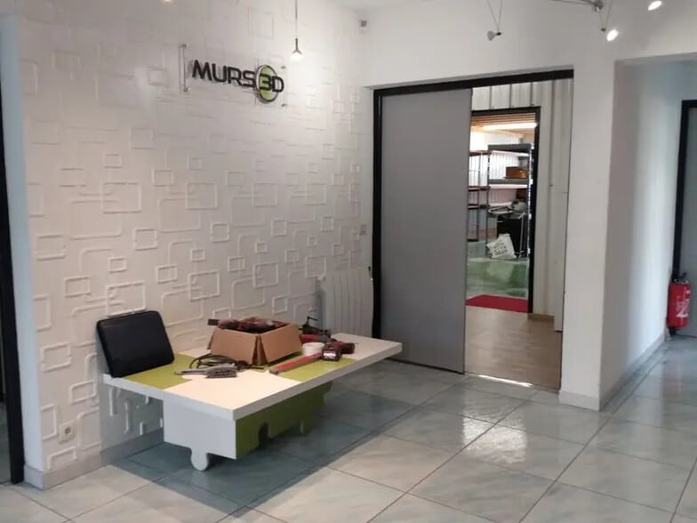 Office in Challes-les-Eaux for sale - Building Photo - Image 1 of 13