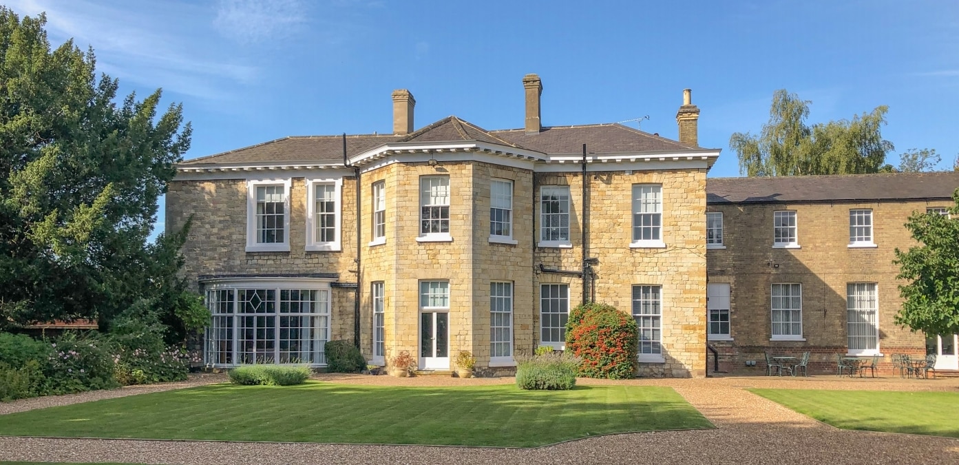 11 Sewell Rd, Lincoln for sale Primary Photo- Image 1 of 1