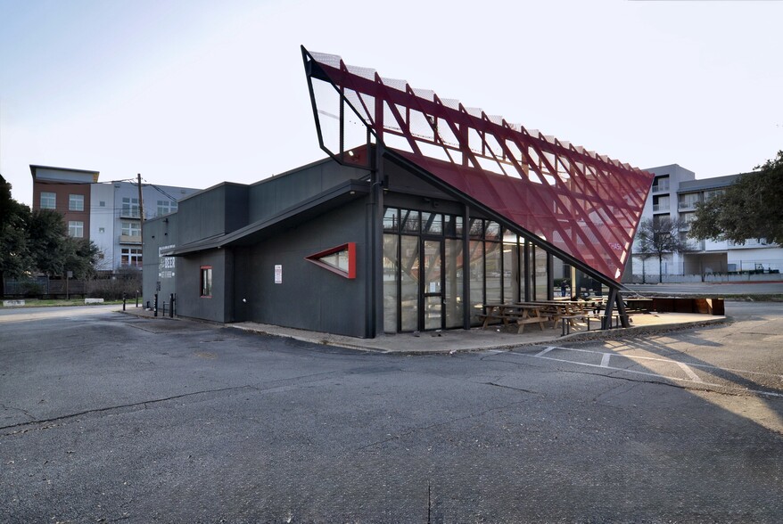 2129 E 7th St, Austin, TX for sale - Building Photo - Image 2 of 13