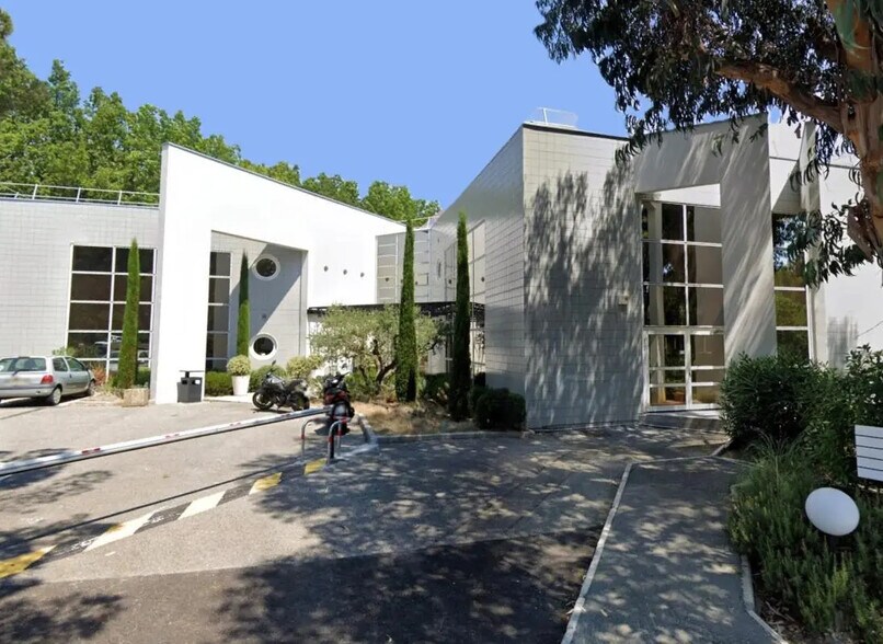 Office in SOPHIA ANTIPOLIS for lease - Building Photo - Image 3 of 12
