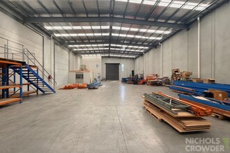 13 Gateway Dr, Carrum Downs for lease Interior Photo- Image 2 of 8