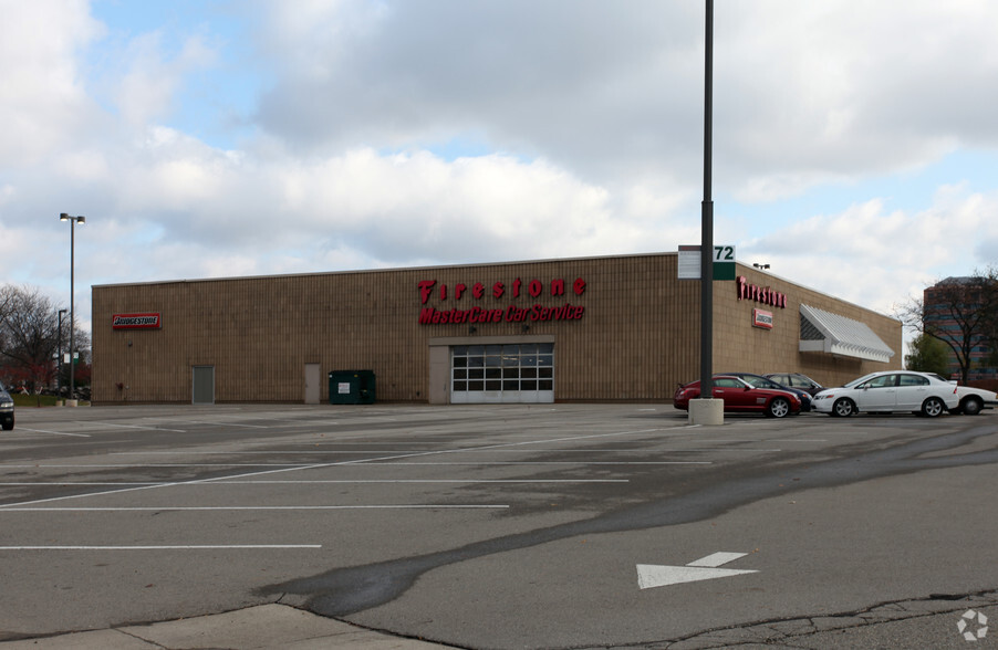 18900 Michigan Ave, Dearborn, MI for lease - Building Photo - Image 2 of 3