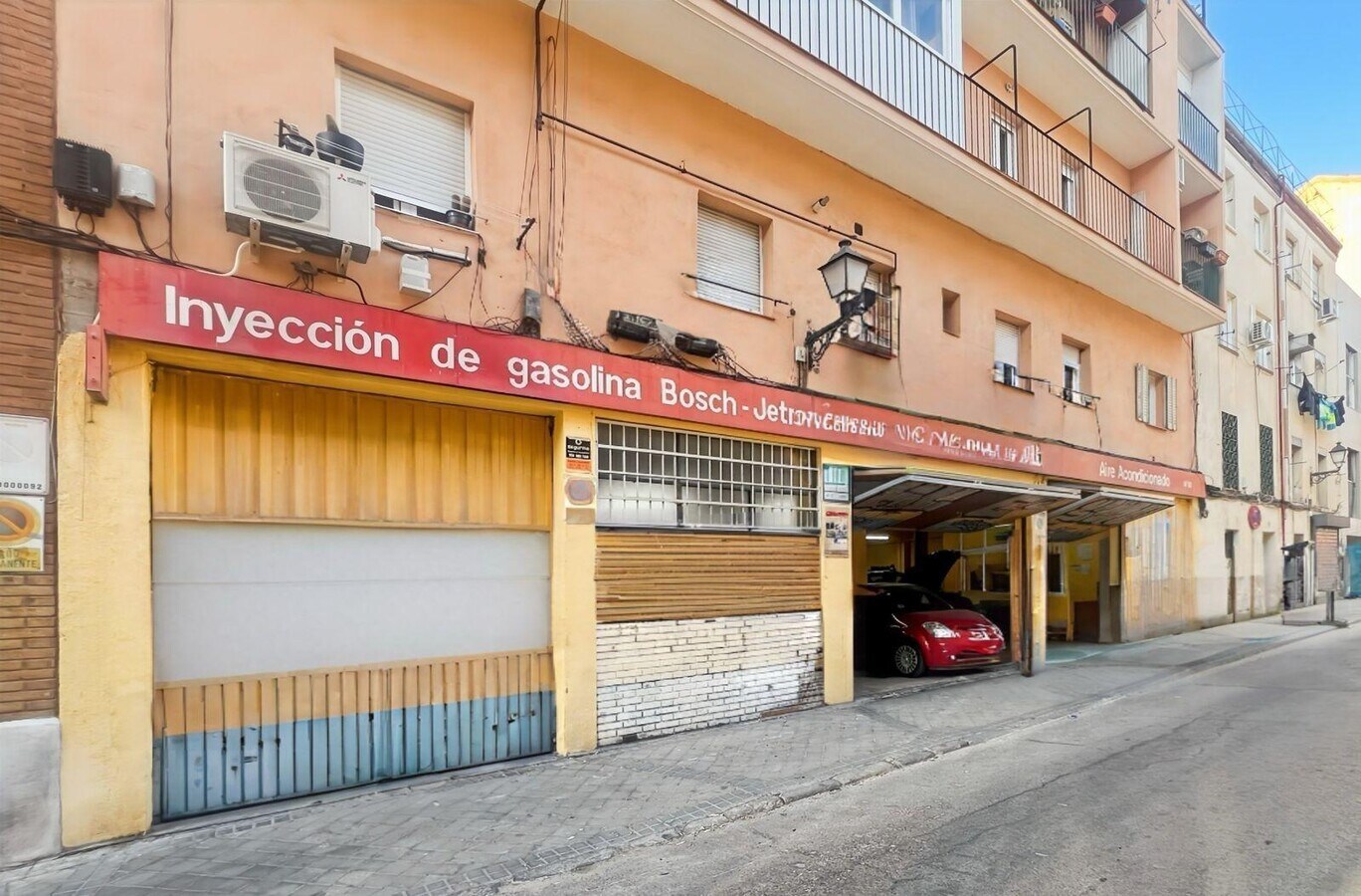 Madrid, MAD 28011 - Unit 1 - - Interior Photo - Image 1 of 30