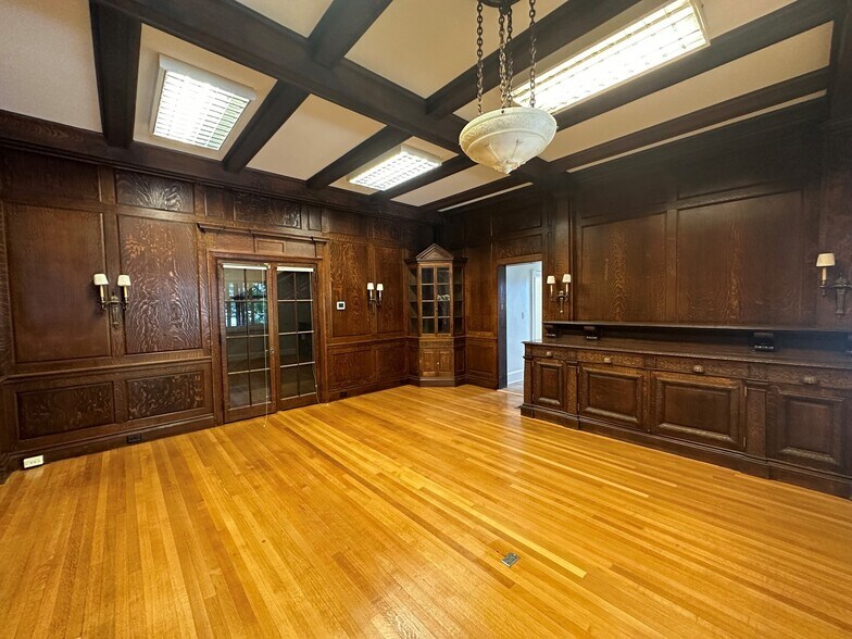 71 Elm St, Worcester, MA for sale - Building Photo - Image 1 of 1