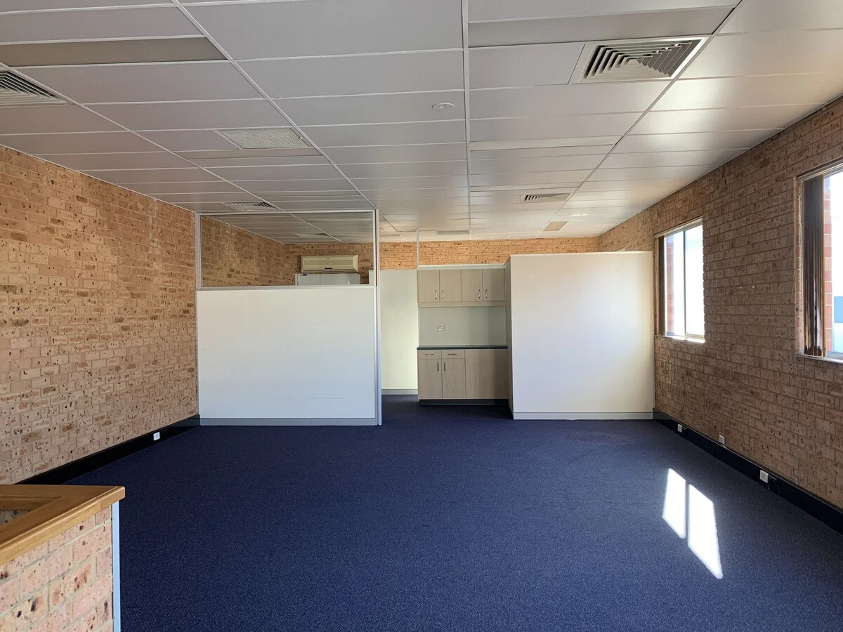 49 The Blvd, Toronto for lease Interior Photo- Image 1 of 3