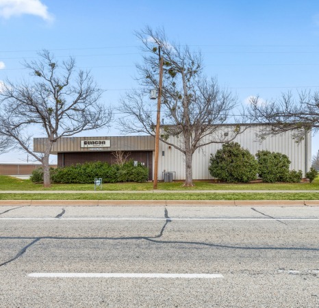 3511 Central Fwy, Wichita Falls, TX for lease - Primary Photo - Image 1 of 3