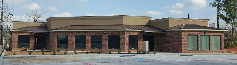 26410 Oak Ridge Dr, The Woodlands, TX for lease - Building Photo - Image 2 of 5