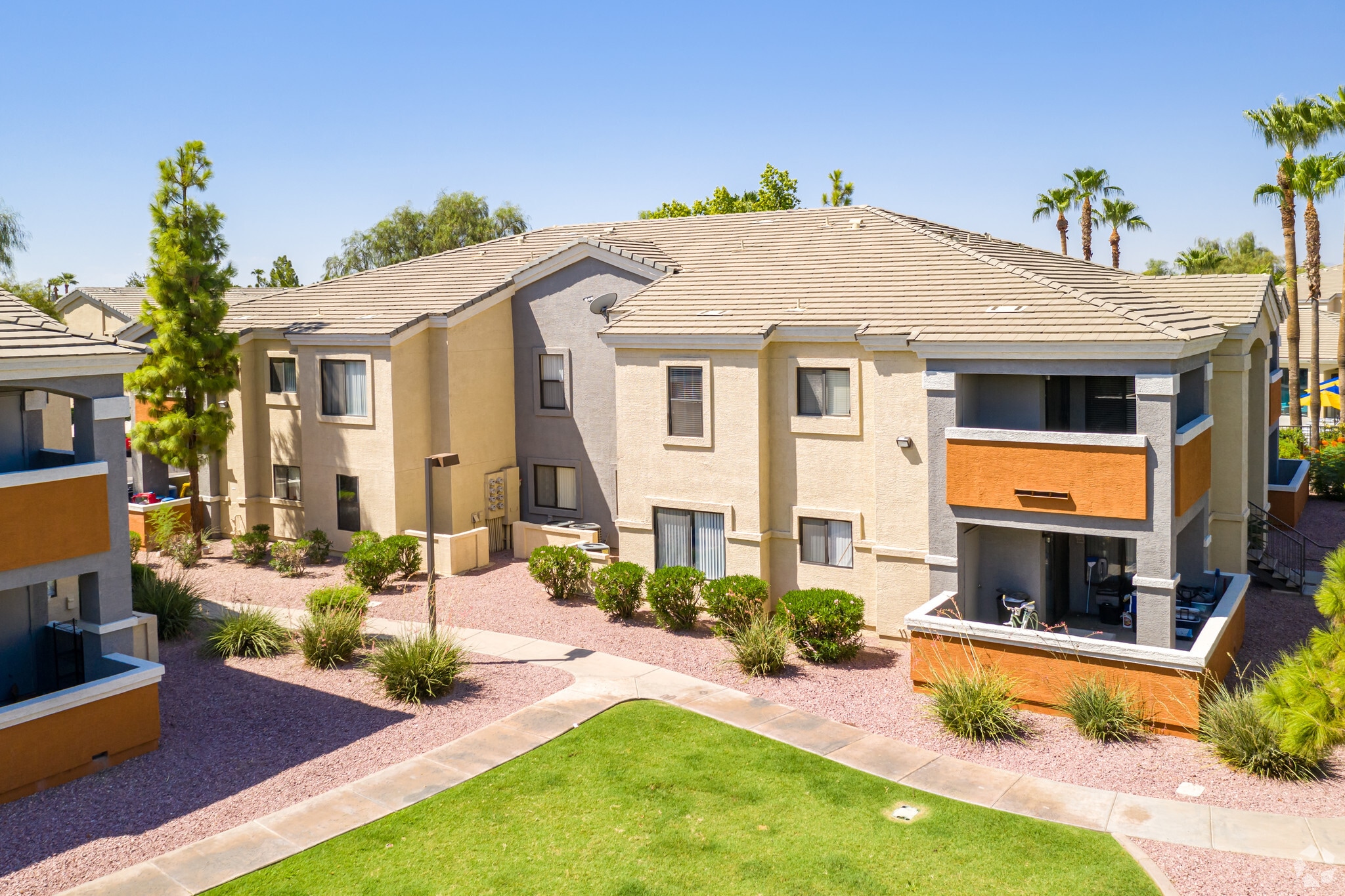 235 E Ray Rd, Chandler, AZ 85225