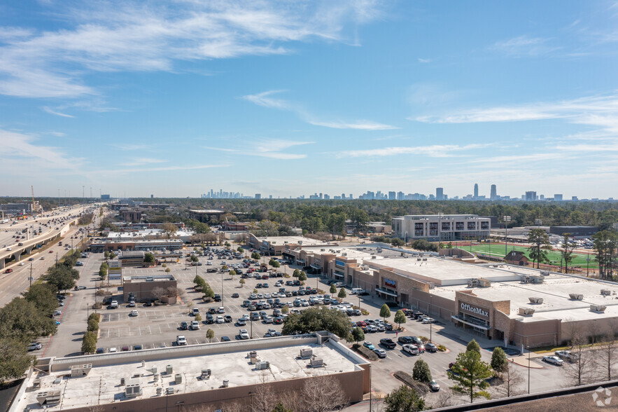 9409-9429 Katy Fwy, Houston, TX for lease - Aerial - Image 3 of 6