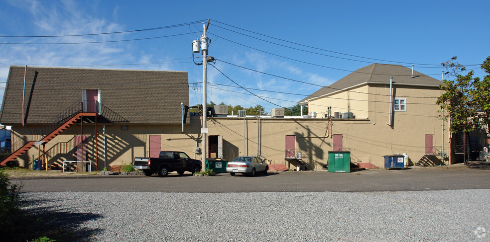 2229 Route 112, Coram, NY for lease - Building Photo - Image 3 of 9