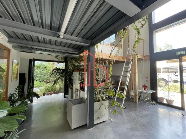 Office in Bordeaux for sale - Interior Photo - Image 3 of 7