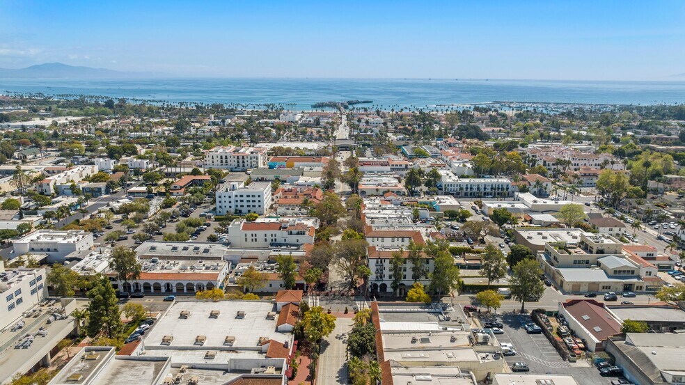 601 State St, Santa Barbara, CA for sale - Aerial - Image 2 of 7