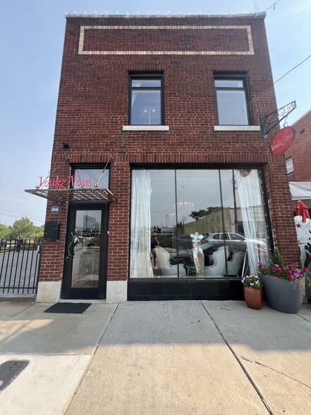 820 E 3rd St, Tulsa, OK for lease - Building Photo - Image 1 of 9