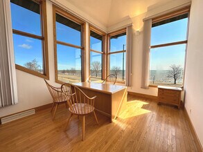 980 Maritime Dr, Manitowoc, WI for lease Interior Photo- Image 1 of 5