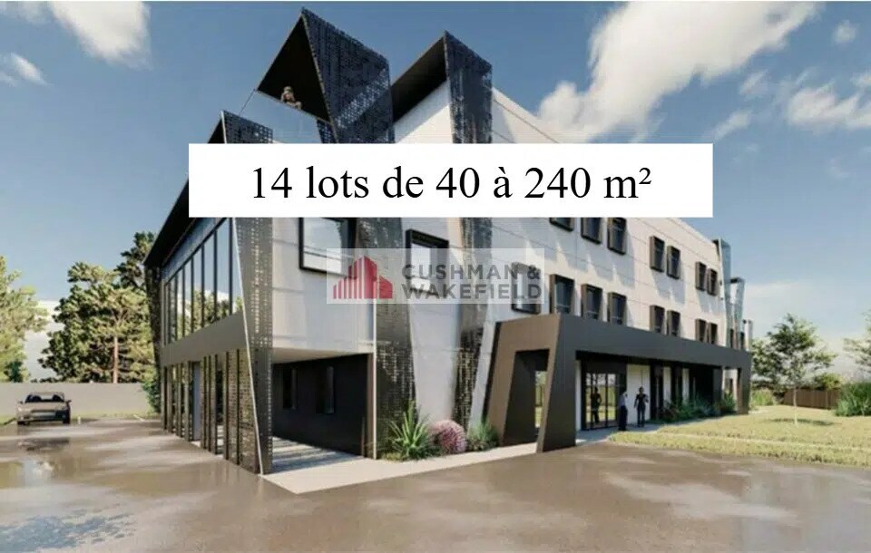 Office in Bessan for sale Building Photo- Image 1 of 3