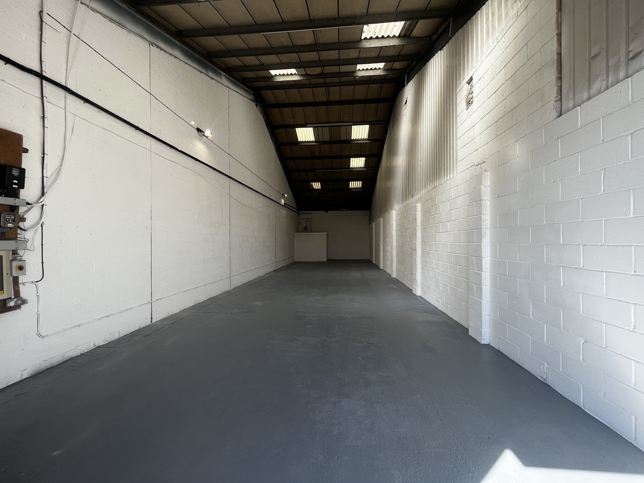 Ditchling Cmn, Hassocks for lease Building Photo- Image 1 of 5