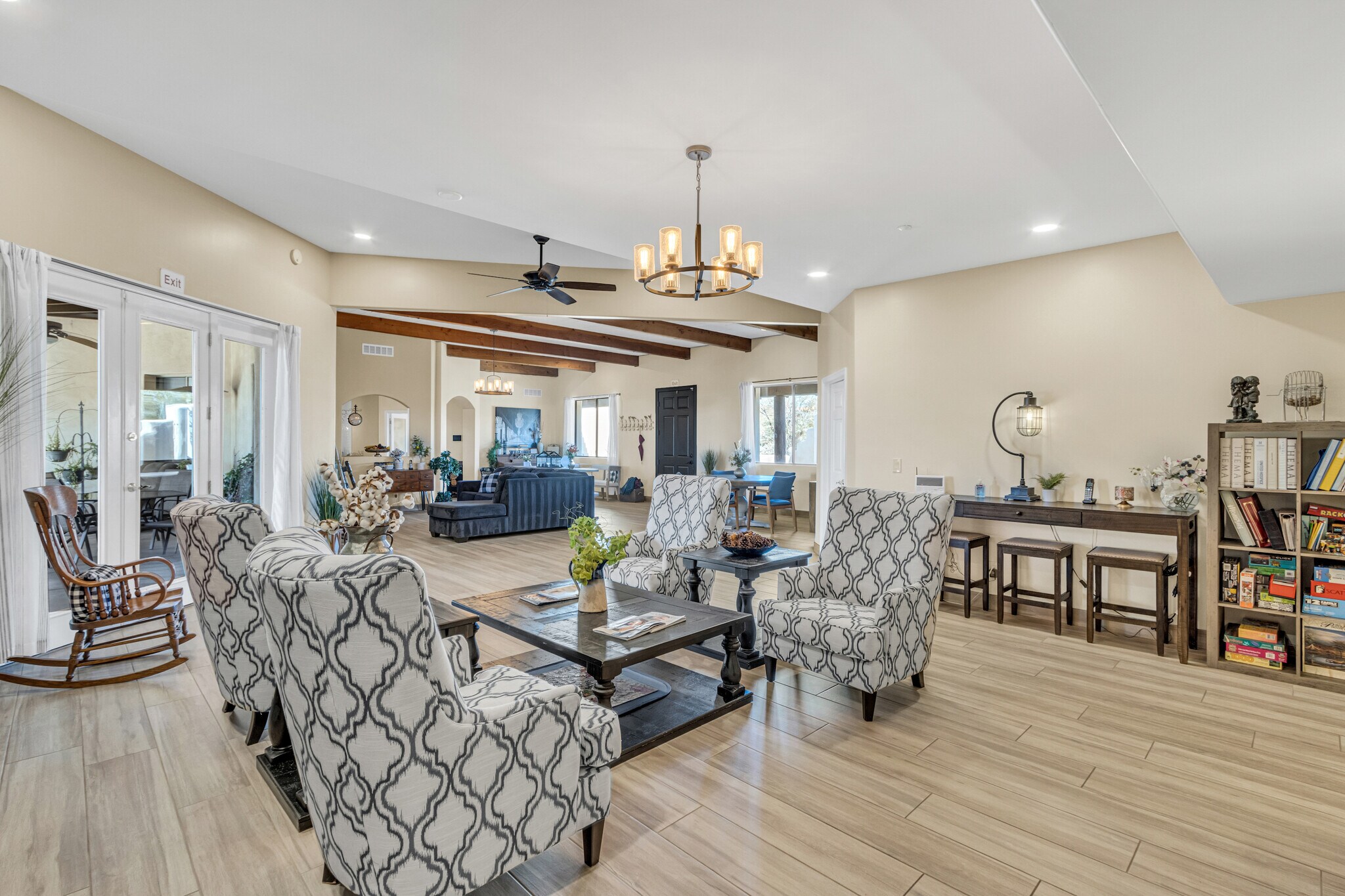 N Scottsdale Rd, Scottsdale, AZ for sale Interior Photo- Image 1 of 1