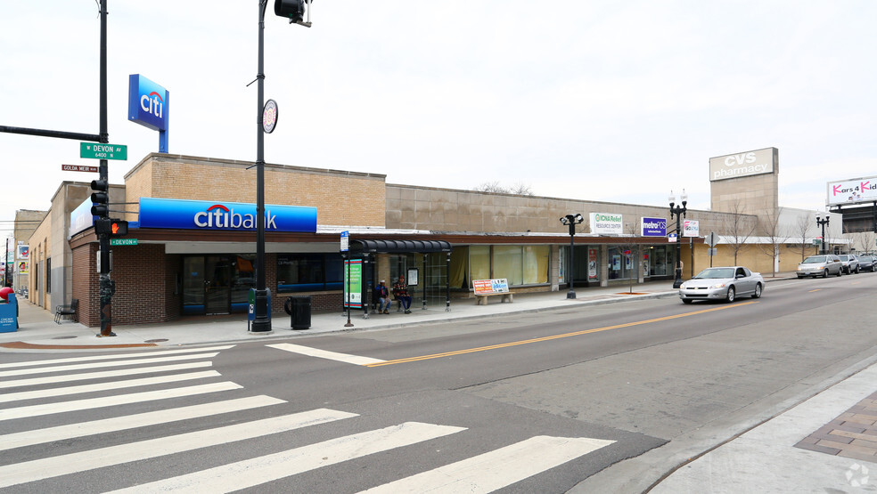 2809-2825 W Devon Ave, Chicago, IL for sale - Primary Photo - Image 1 of 1