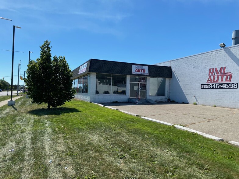 38141 S Gratiot Ave, Clinton Township, MI for sale - Building Photo - Image 1 of 1