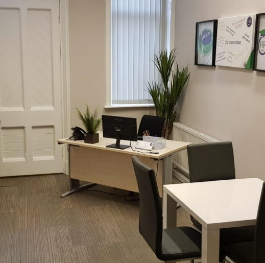 Dunham Rd, Altrincham for lease Interior Photo- Image 1 of 3