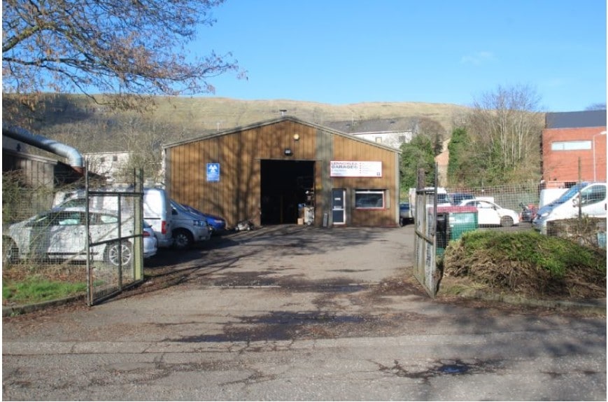 Veitch Pl, Lennoxtown for sale Primary Photo- Image 1 of 1