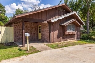 806 Pershing Ave. Lufkin, TX 75904 - Day Care Center