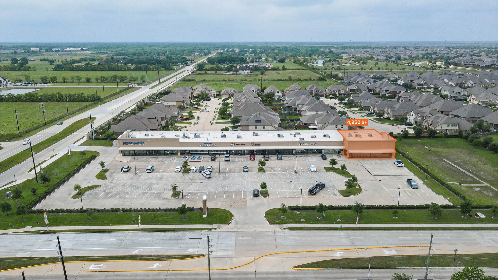 3695 Kirby Dr, Pearland, TX for lease Building Photo- Image 1 of 6