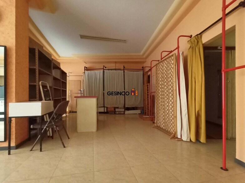 Retail in Ontinyent, Valencia for sale - Building Photo - Image 2 of 7