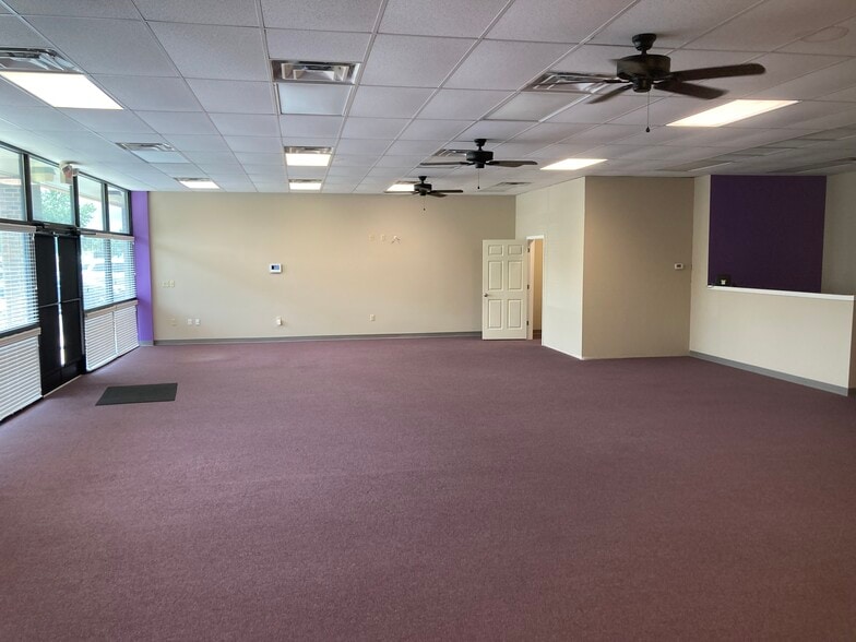 1074 Pedigo Way, Bowling Green, KY for lease - Building Photo - Image 3 of 15