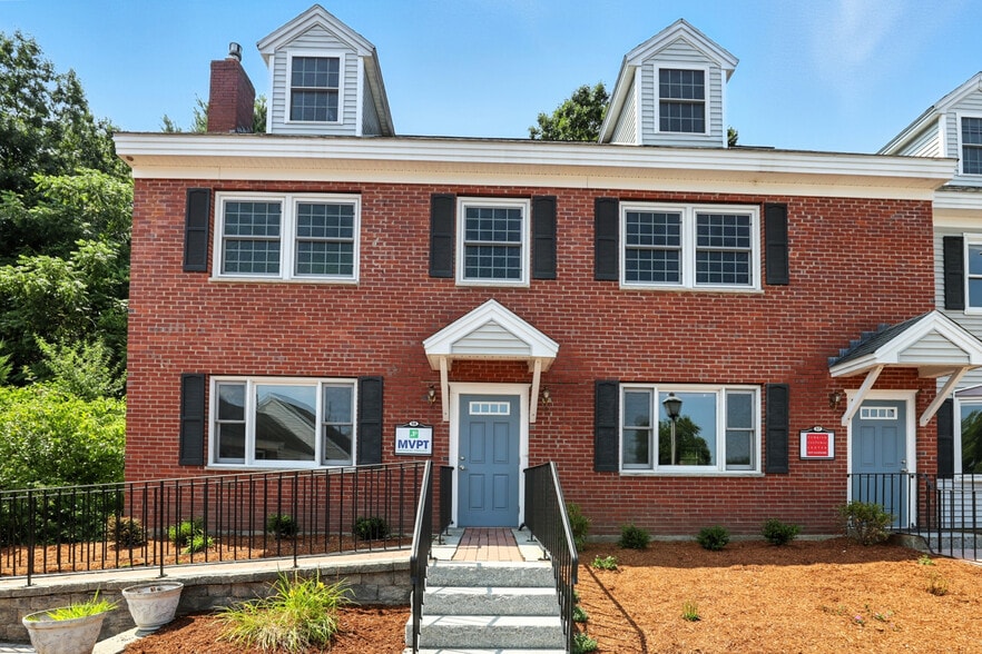 40 S River Rd, Bedford, NH for lease - Building Photo - Image 1 of 41