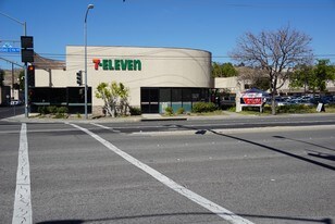 Soledad Plaza - Business Park