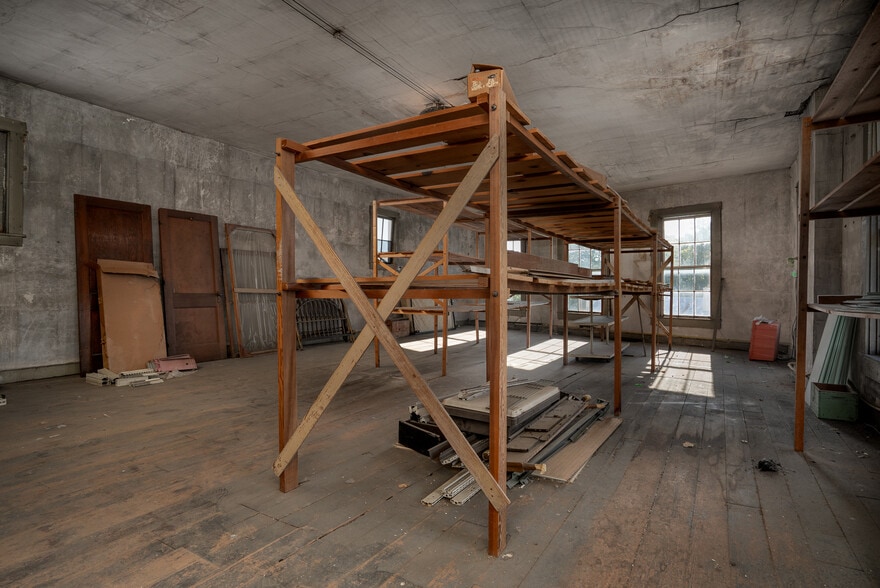 250-252 Xenia Ave, Yellow Springs, OH for sale - Building Photo - Image 2 of 25