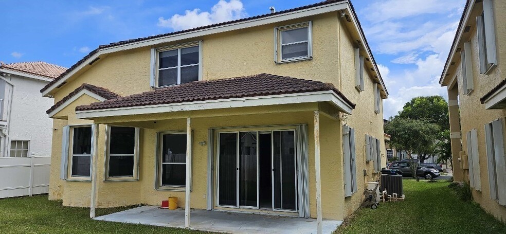 2434 SW 157th Ave, Miramar, FL for sale - Building Photo - Image 2 of 3