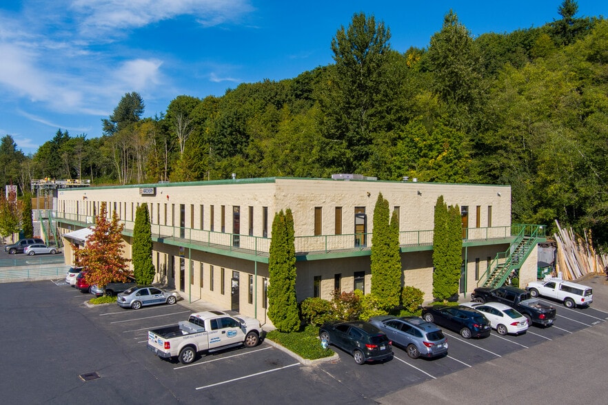 22313 70th Ave W, Mountlake Terrace, WA 98043