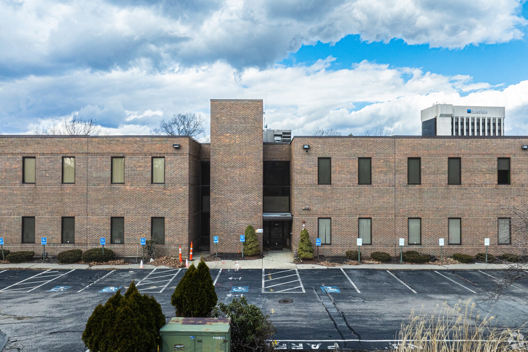 1 Rounder Way, Burlington, MA for sale Primary Photo- Image 1 of 1