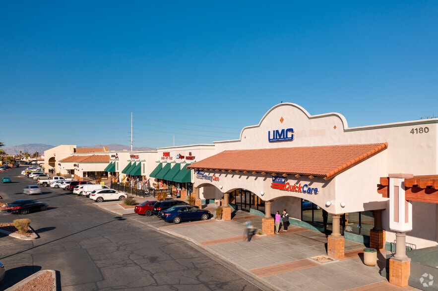 4122-4180 S Rainbow Blvd, Las Vegas, NV for lease - Building Photo - Image 3 of 4