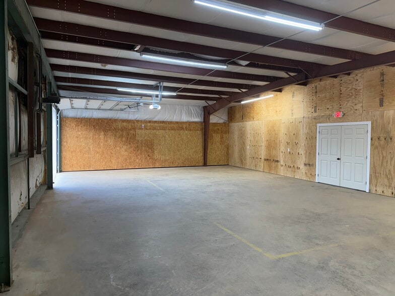 110 McNeill Rd, Sanford, NC for lease - Building Photo - Image 3 of 4