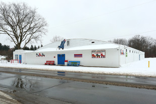 19750 Sumpter Rd, Belleville MI - Parking Garage