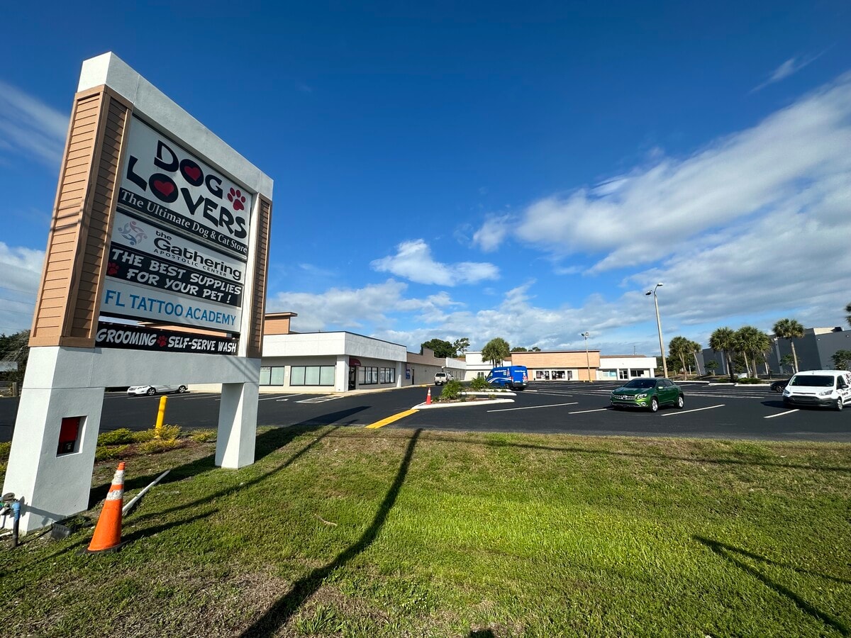 39936 US Highway 19 N, Tarpon Springs, FL 34689 Tarpon Springs