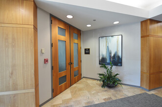 101 Centreport Dr, Greensboro, NC for lease Interior Photo- Image 1 of 6