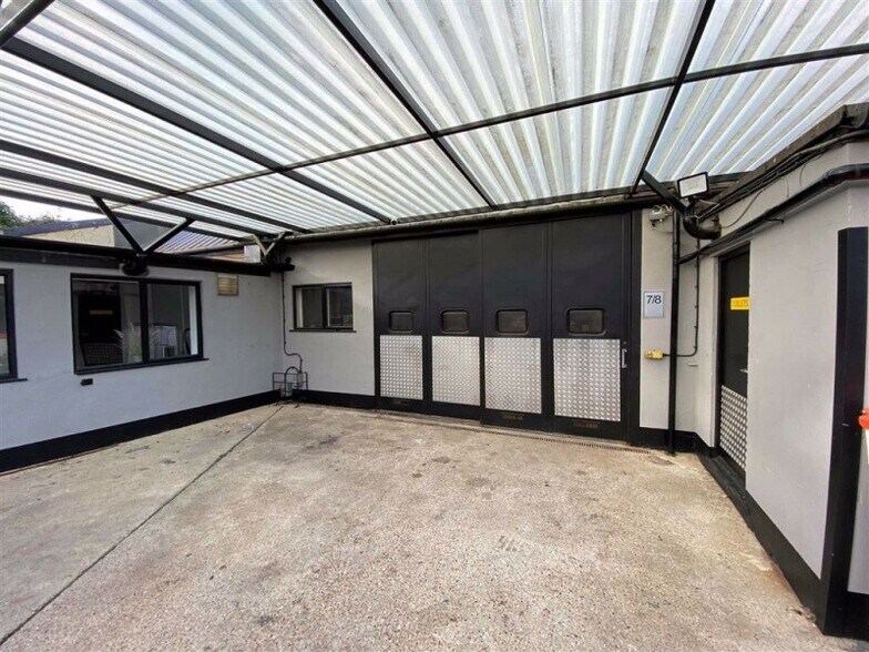 Forest Rd, Loughton, IG10 1EQ