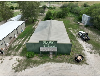 More details for 675 US Highway 90 E, Hondo, TX - Land for Sale