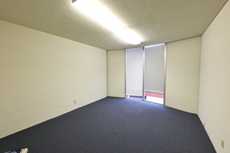 710-724 Buffalo St, Corpus Christi, TX for lease Interior Photo- Image 1 of 3