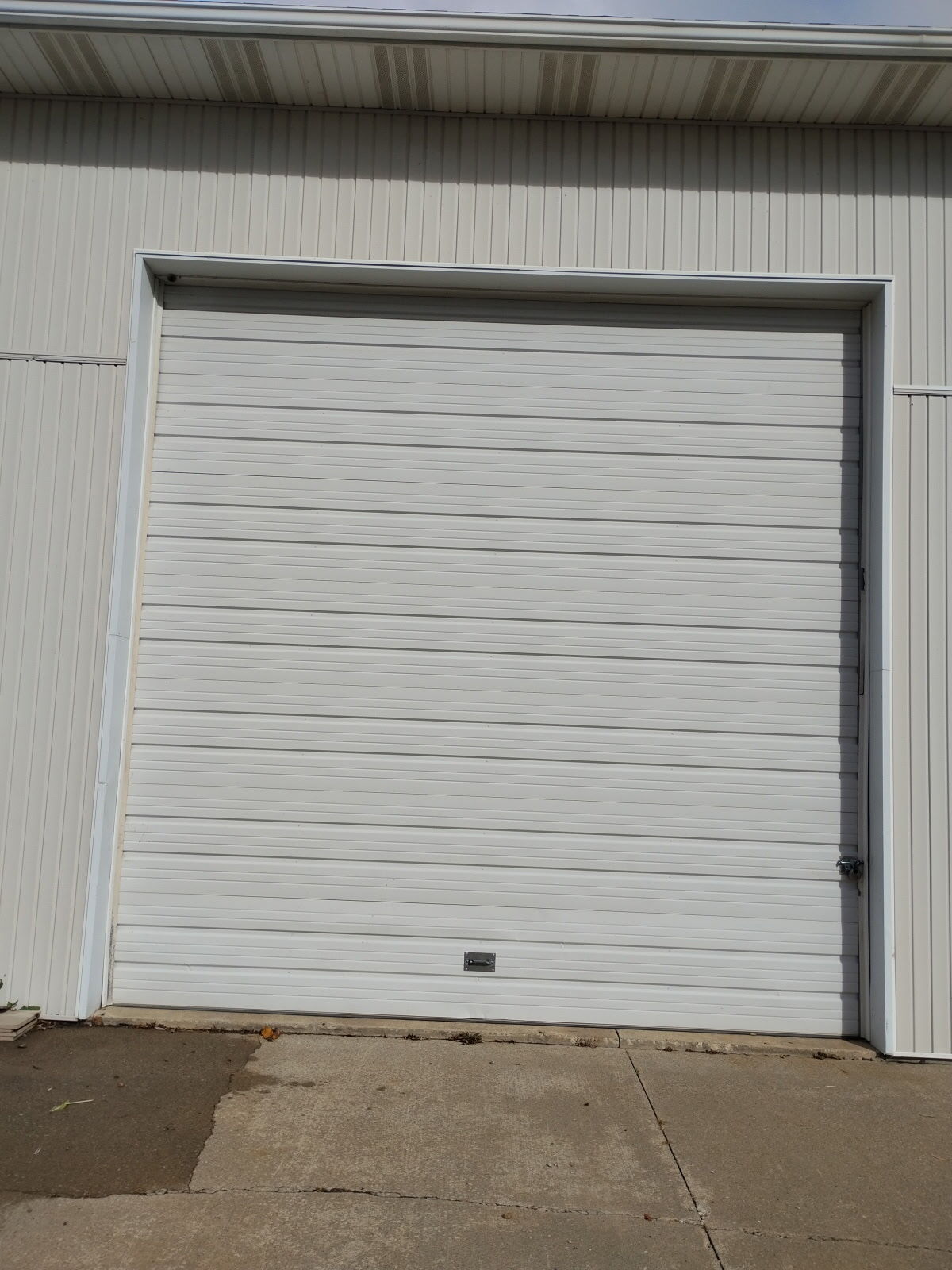 4296 Van Dyke Rd, Almont, MI for lease Interior Photo- Image 1 of 4