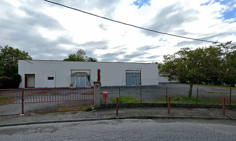 Flex in Muret for sale - Building Photo - Image 1 of 6