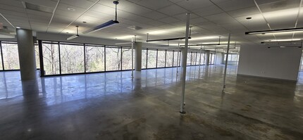 280 Interstate N Cir, Atlanta, GA for lease Interior Photo- Image 2 of 9
