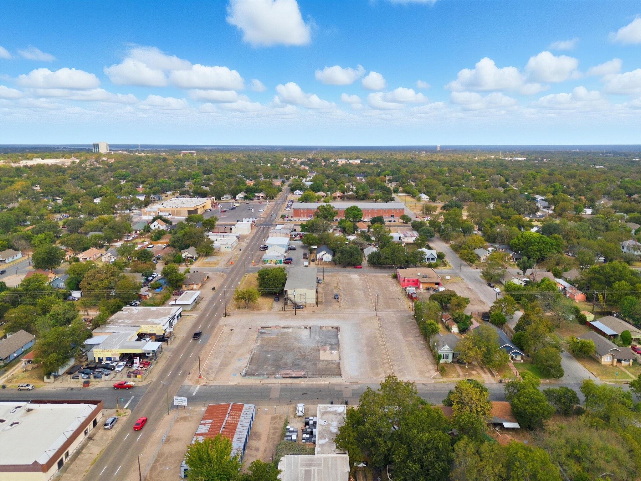2423 Cole Ave, Waco, TX for sale Aerial- Image 1 of 6
