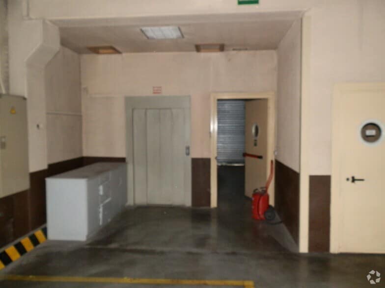 Industrial in Alcalá de Henares, Madrid for lease - Building Photo - Image 3 of 8