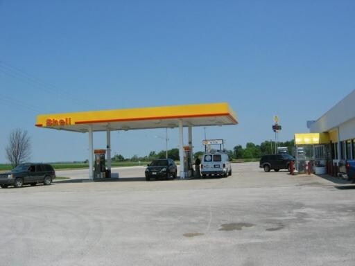 805 S Hemlock St, Leroy, IL for sale - Primary Photo - Image 1 of 1