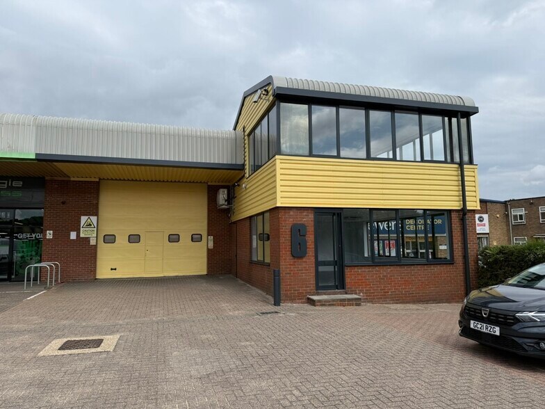 North Farm Rd, Tunbridge Wells for lease - Building Photo - Image 2 of 17